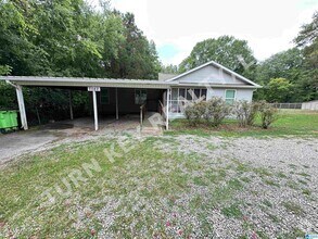 Building Photo - 7082 US-11