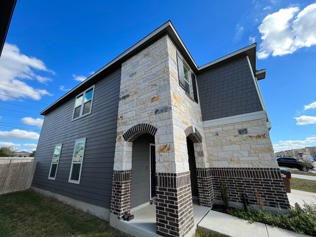 Building Photo - 4684 Via Sonoma Trail