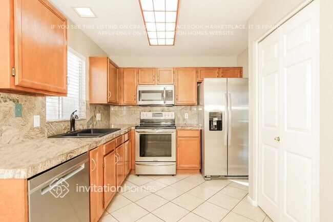 Foto del edificio - 3955 W Whispering Wind Dr