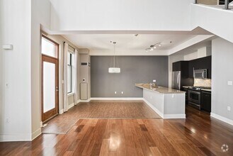 Building Photo - 735 Harrison Ave