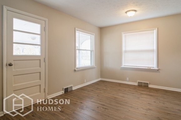Foto del edificio - 3472 NW Catawba Rd