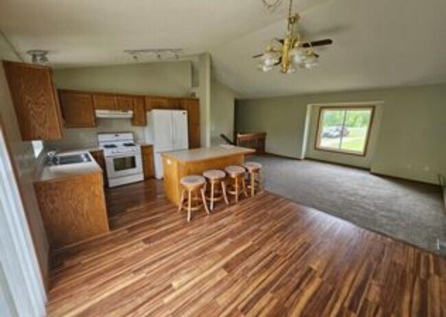 Foto del edificio - 1781 Rush Point Dr Cir W