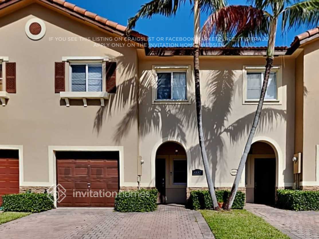 Foto principal - 8887 SW 220th Ln