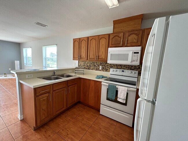 Building Photo - 724 Leopard Ct