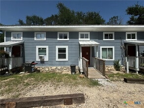 Building Photo - 1108 W McCarty Ln