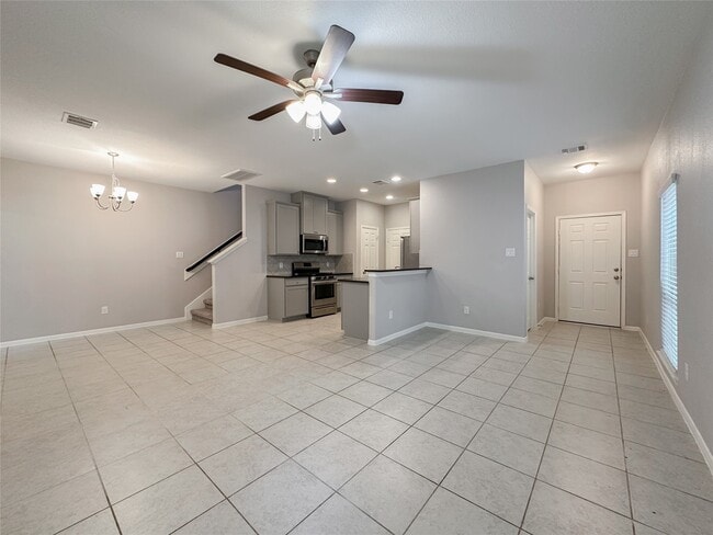 Building Photo - 125 Camelot Pl Ct
