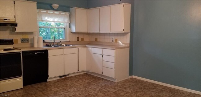 Foto del edificio - 1260 Hilltop Dr