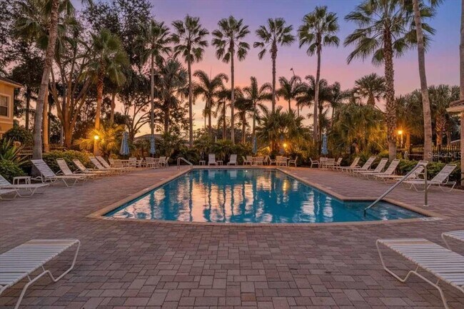 Foto del edificio - 8106 Moonstone Dr