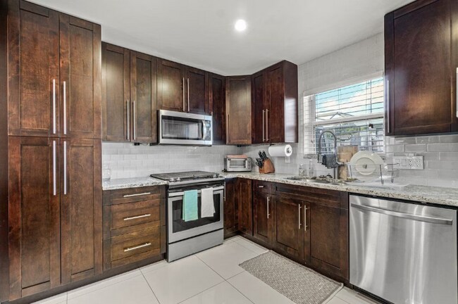 Foto del edificio - 306 SW 11th Ave