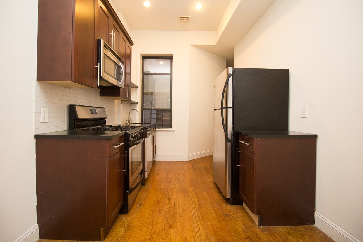 Foto principal - 89 Kingston Ave