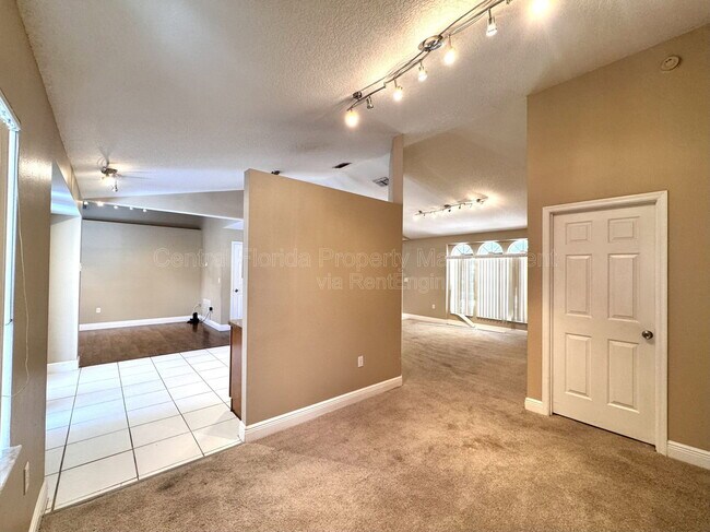 Foto del edificio - 820 Briargrove Ave