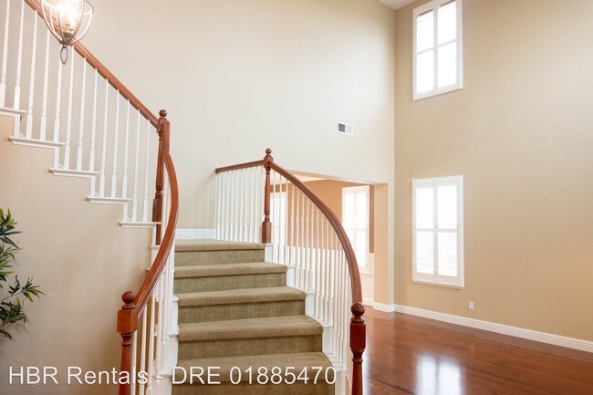 Foto del edificio - 4 br, 3 bath House - 503 Cancion Court