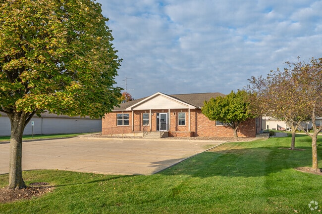 Clubhouse - Wingover Luxury Apartments and Townhomes