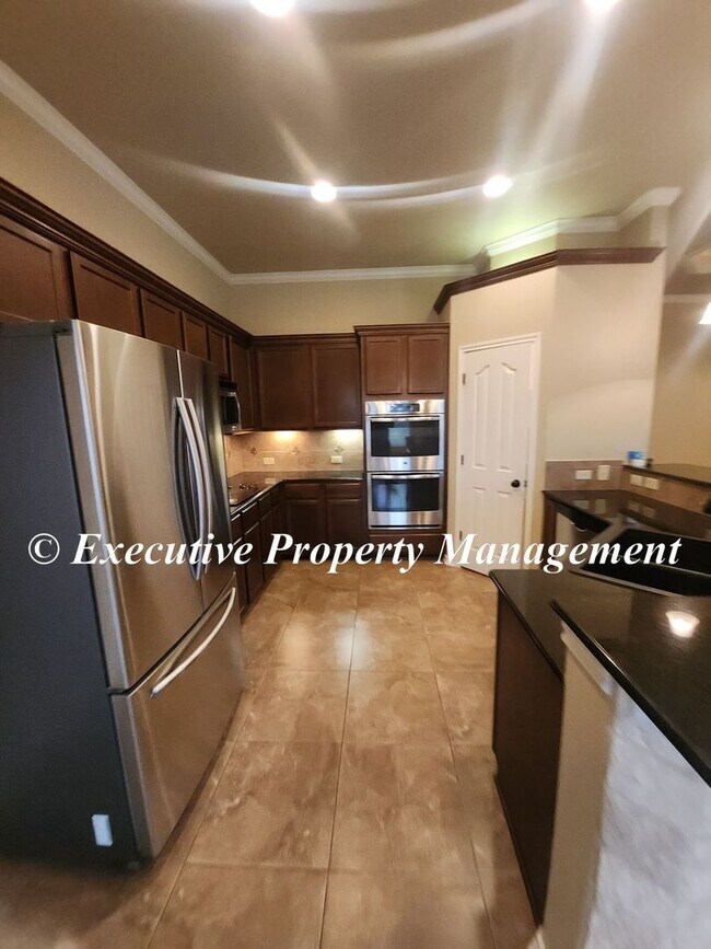 Foto del edificio - 2906 Traditions Dr