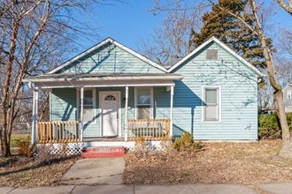 Building Photo - 9436 Haskins St
