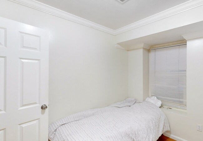 Foto del edificio - 712 Shawmut Ave