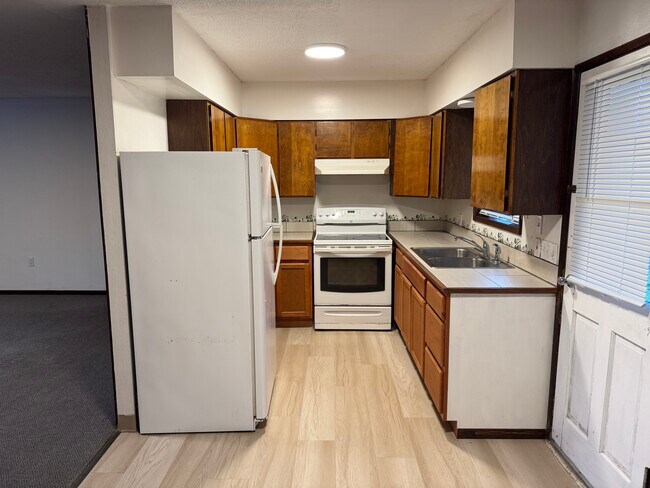 Foto del edificio - 222 N Beacon St