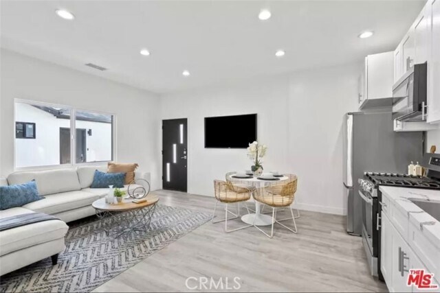 Foto del edificio - 11451 Calvert St