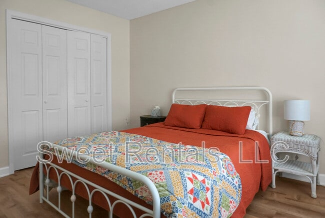 Building Photo - 4322 Briarstone Ct