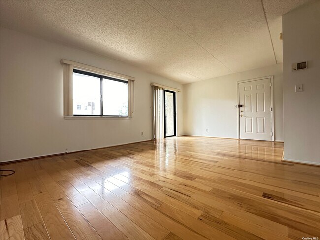 Foto del edificio - 5-38-38 115th St