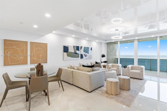 Foto del edificio - 3200 N Ocean Blvd