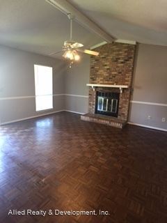 3 br, 2 bath House - 1311 Royal Oaks Court... photo'