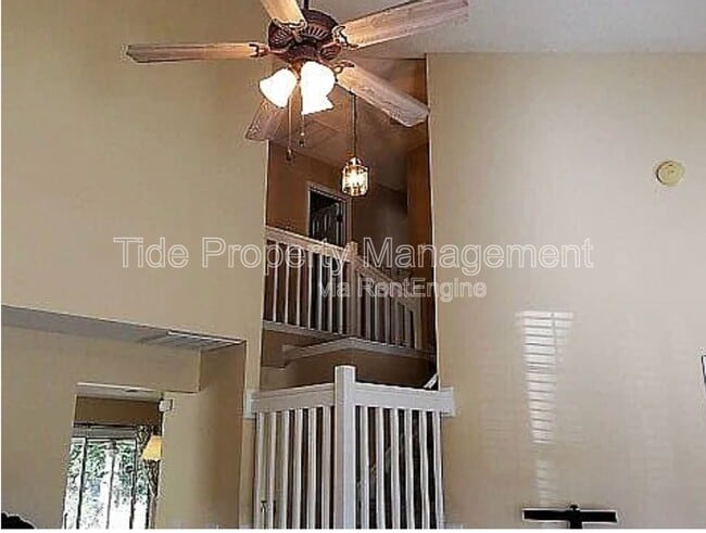 Building Photo - 1100 Elm Hall Cir