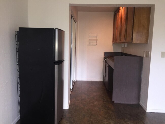 Foto del edificio - 640 Lakeview Dr