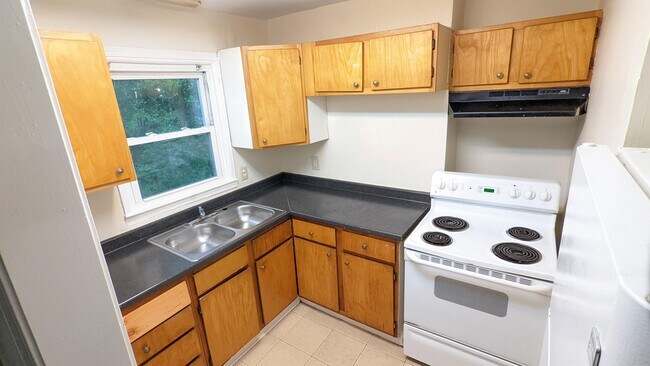 Foto del edificio - 992 Fairburn Rd SW