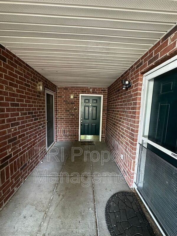 Building Photo - 2551 W 24th St