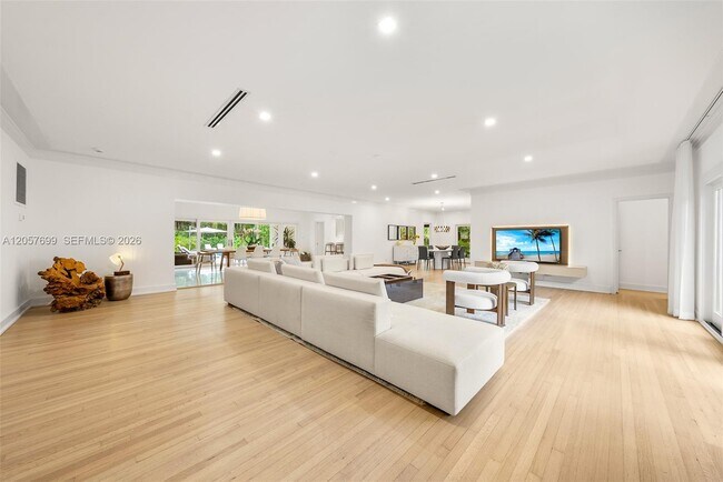 Foto del edificio - 641 Island Rd