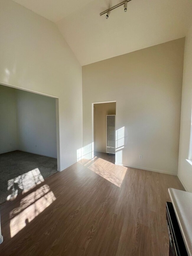 Building Photo - 1 Bedroom 1 Bathroom in Rincon Valley with...