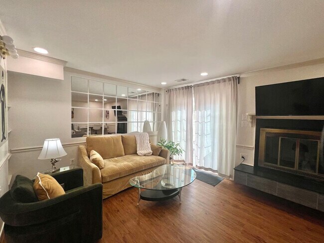 Foto del edificio - 2361 Hunters Square Ct