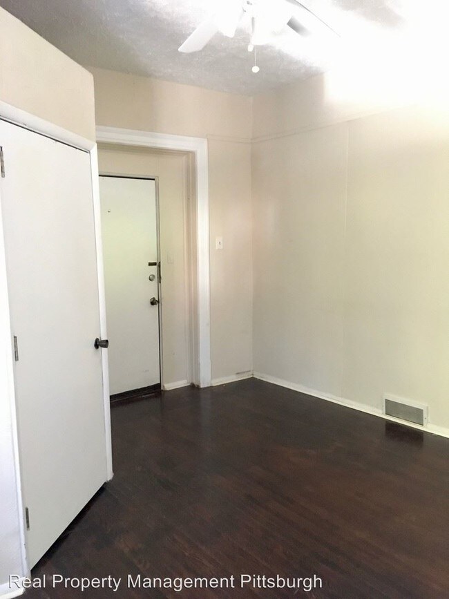 Foto del edificio - 332 S Lang Ave