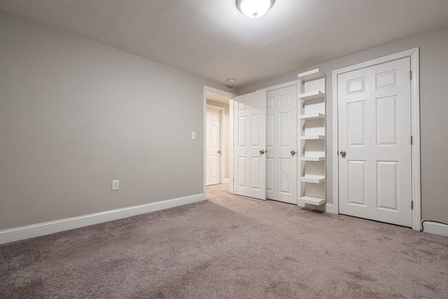 Foto del edificio - 295 Huxley Ave