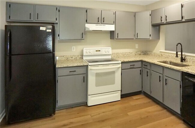Foto del edificio - 5847 Trent Walk Dr