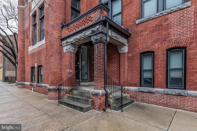 Building Photo - 511 S Bond St