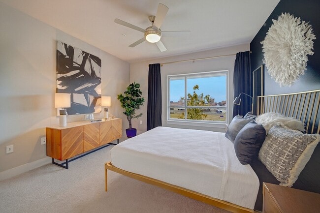 Photo - Metropolitan Apartments