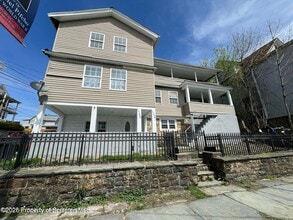 Building Photo - 1136 Luzerne St