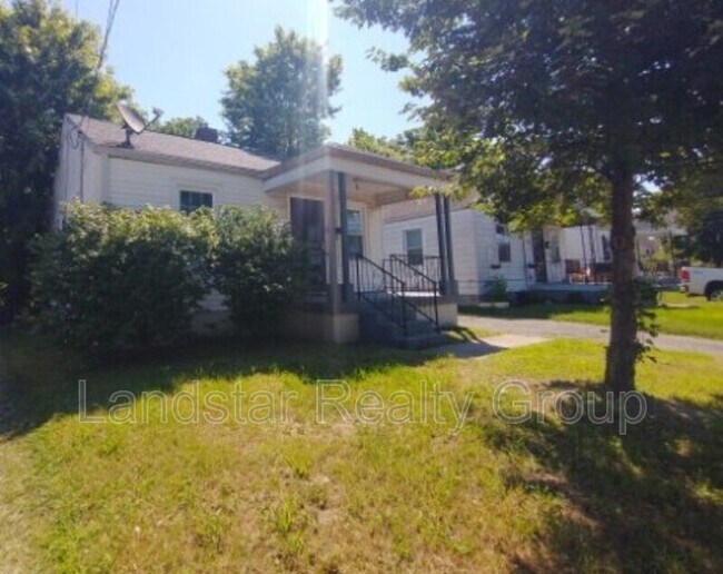 Foto del edificio - 1319 Thornberry Ave
