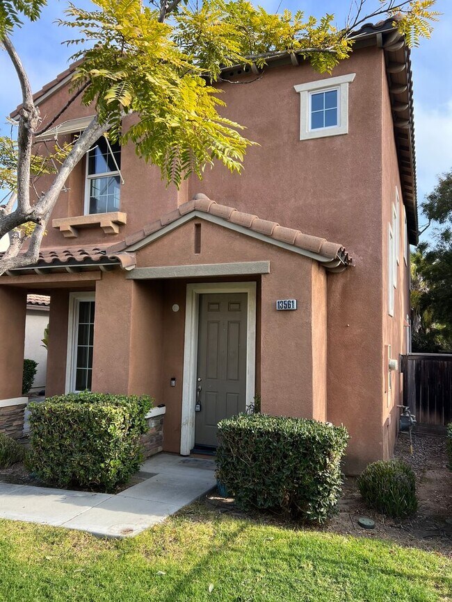 Foto del edificio - 13561 Lavender Way