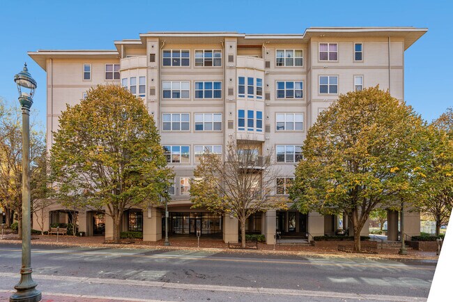 8045 Calle Newell - 8045 Newell St