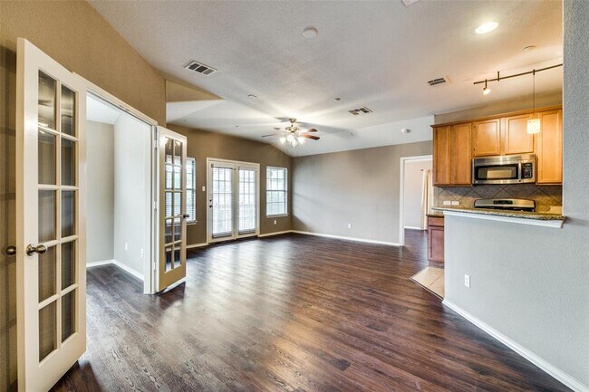 Building Photo - 14815 Avery Ranch Blvd