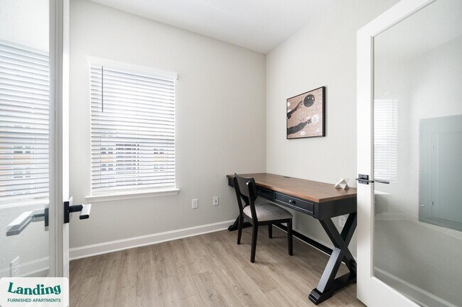 Building Photo - 84 San Filippo Dr SE