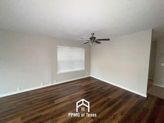 Building Photo - 18310 Atasca Wds Trce