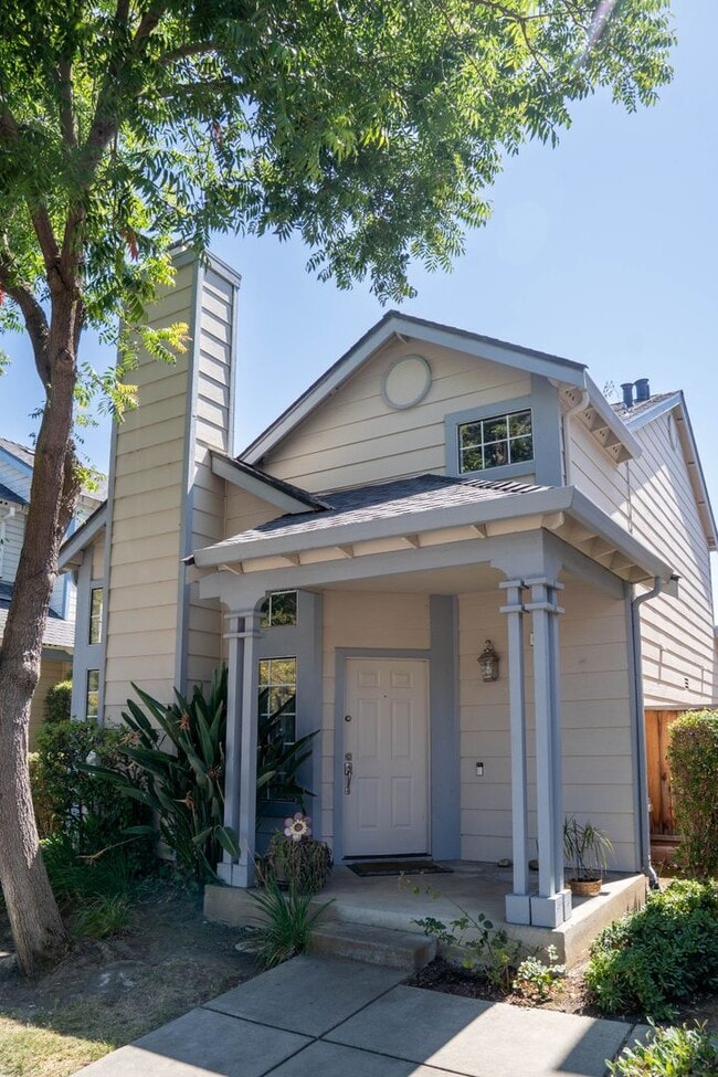 Building Photo - 6285 Potrero Dr
