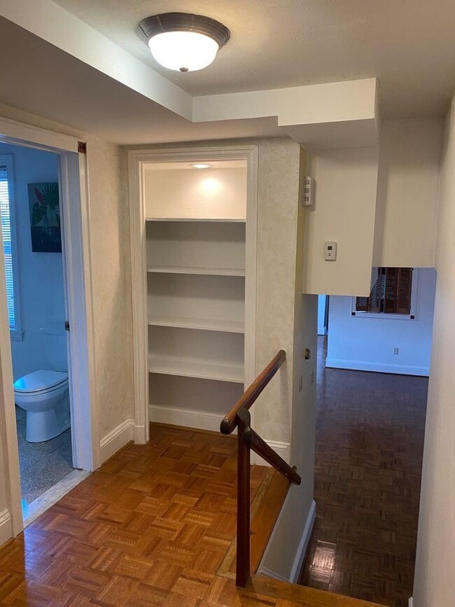 Building Photo - 2019 Mount Vernon St