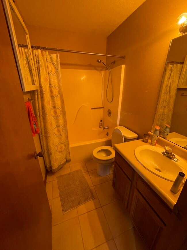 Foto del edificio - 160 N Moonglow Ln