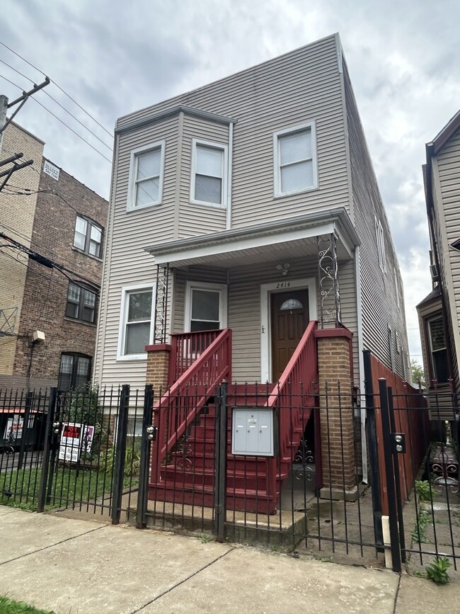Foto del edificio - 2414 N Lawndale Ave