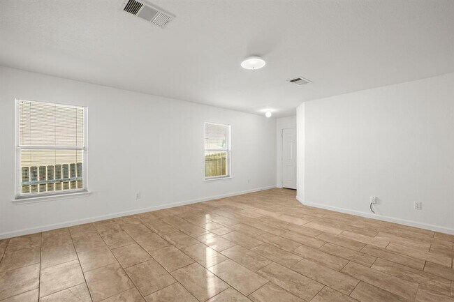 Foto del edificio - 13017 Lofton Cliff Dr